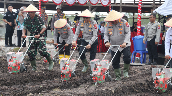 Polresta Palangka Raya Berdayakan Lahan 7 Ha di Pager Sebagai Kebun Jagung Polresta