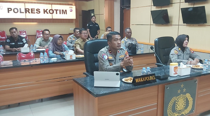 Polres Kotim Ikuti Zoom Meeting Launching Sistem Penerimaan Murid Baru SMA Kemala Taruna Bhayangkara Polres Kotim