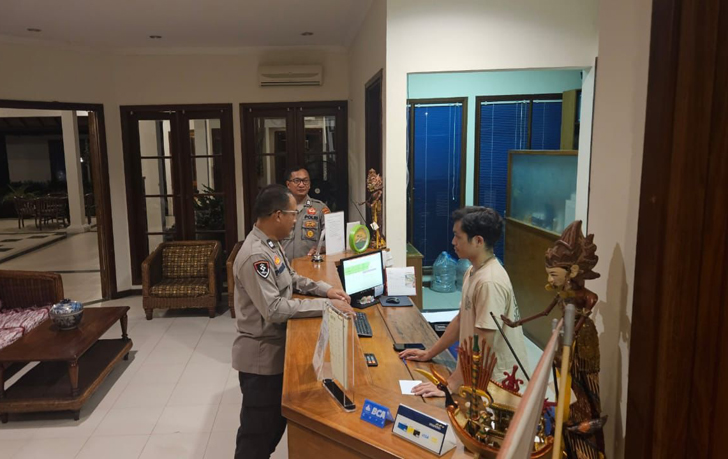 Patroli SPKT Polsek Bukit Batu Pastikan Keamanan di Area Subud Rungan Sari Polsek Bukit Batu