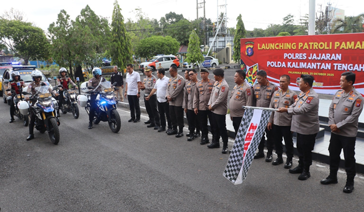 Kapolresta Palangka Raya dan Kapolda Kalteng Lepas Jalannya Patroli Pamapta Kapolresta